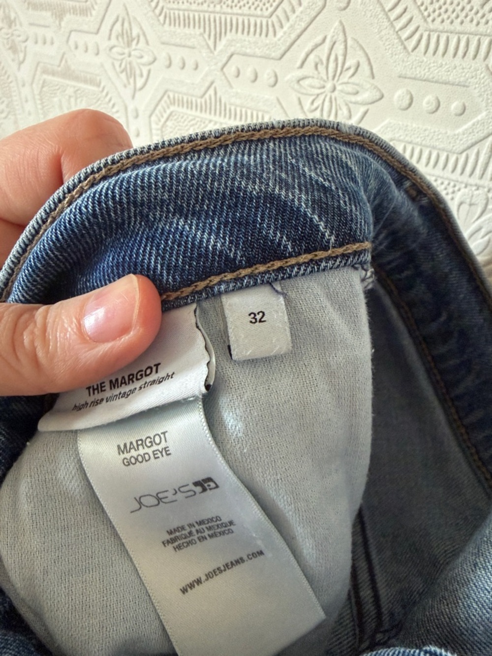 Joe's The Margot High Waist Relaxed Straight Leg Jeans (Good Eye) Size 32 - Picture 5 of 9